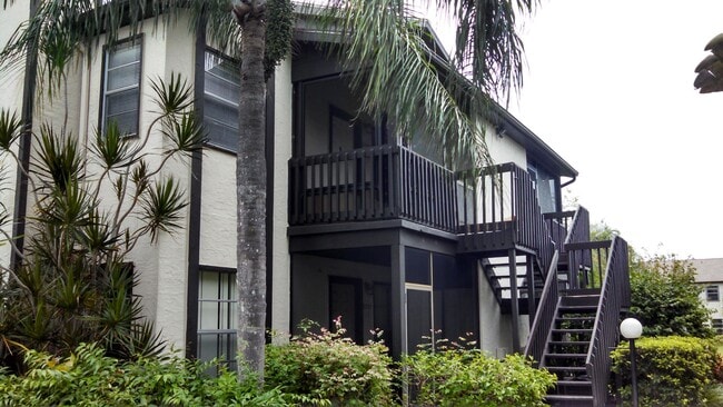 Charming 2 Bedroom 2 Bath Condo (Mirror La... - Charming 2 Bedroom 2 Bath Condo (Mirror La...