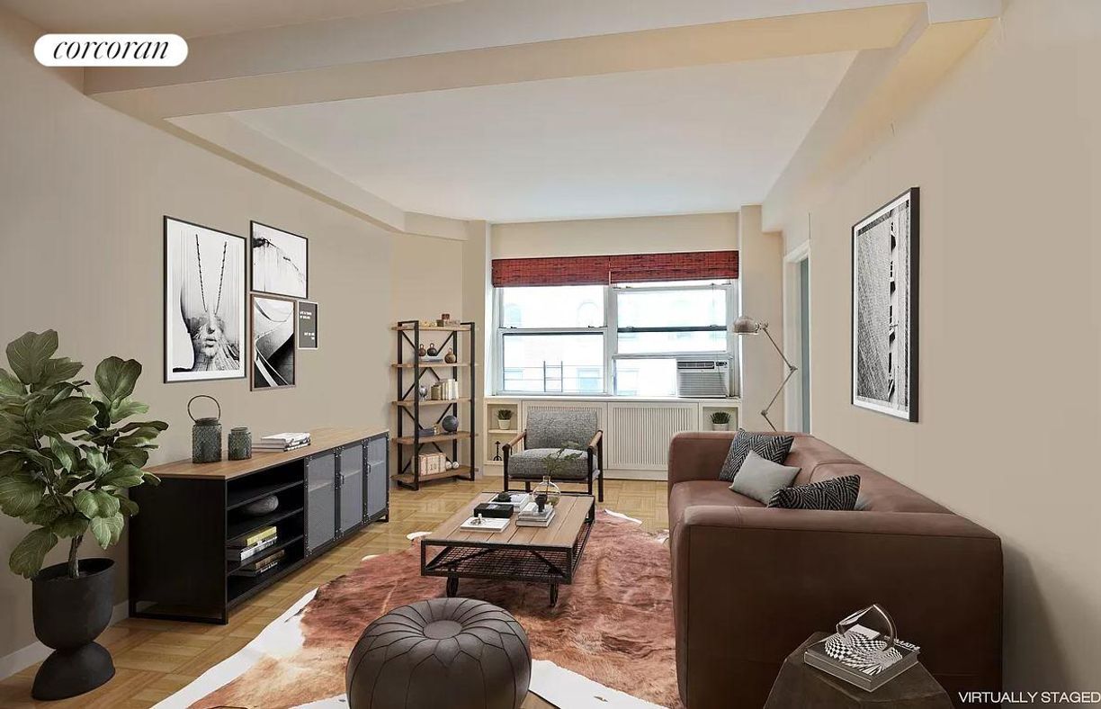 Foto principal - 11 Riverside Dr