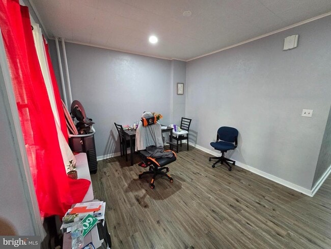 Building Photo - 110 W Douglass St