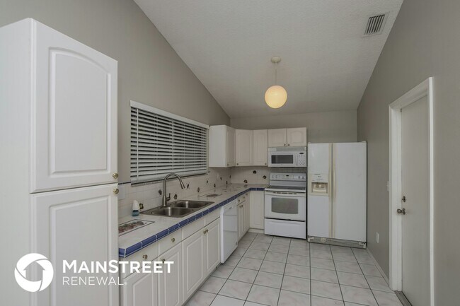 Foto del edificio - 473 Birch Ave SW