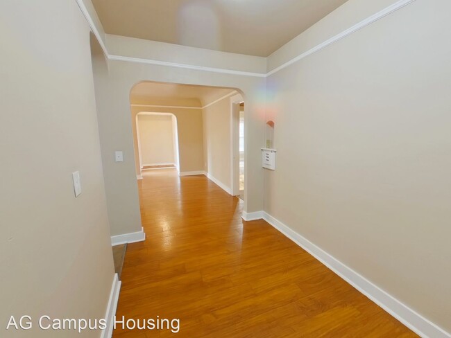 Foto del edificio - 5 br, 3 bath House - 1742 Hilyard Street