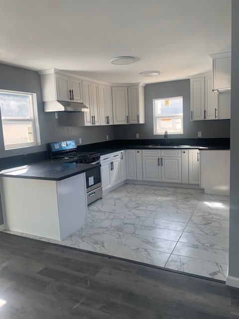 Kitchen - 13922 De Alcala Dr (La Mirada, CA)