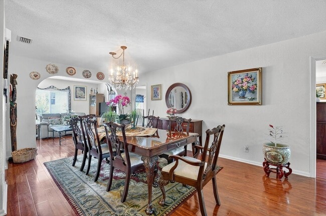 Photo - 328 NW 42nd St House