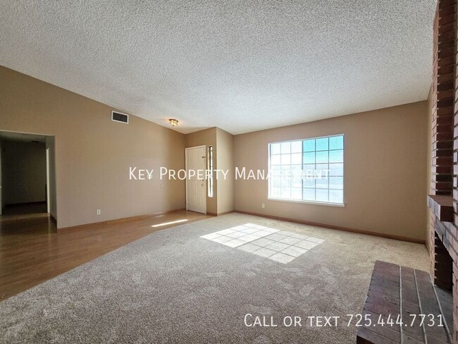 Building Photo - SINGLE STORY 3BR HOME NEAR 95/CHEYENNE