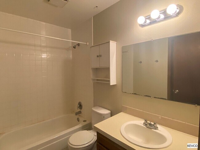 Foto del edificio - House Near Everything!