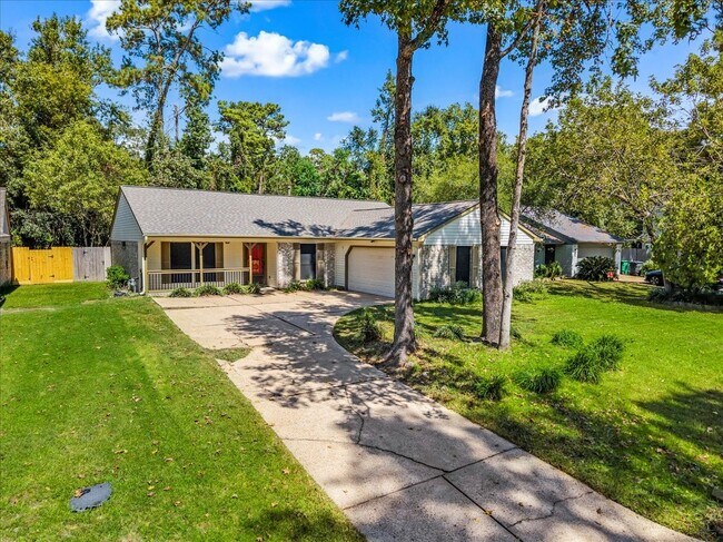 Foto del edificio - 3315 Beaver Glen Dr