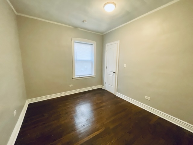 Foto del edificio - 4855 W Augusta Blvd