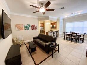 Building Photo - 230 SW 2nd Ave