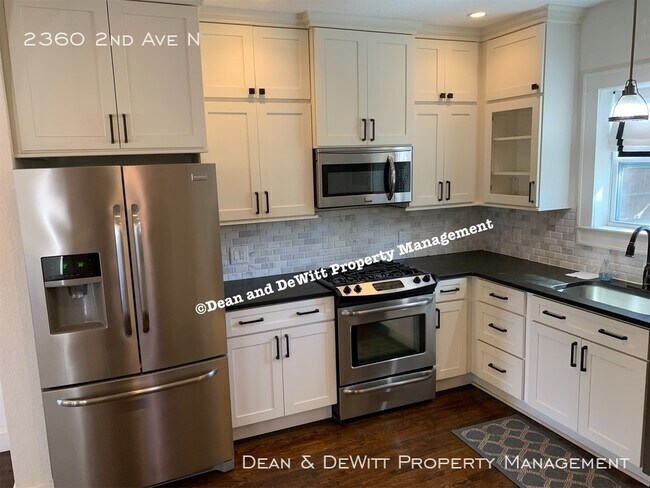 Building Photo - Historic Kenwood Bungalow - 3/2 For Rent