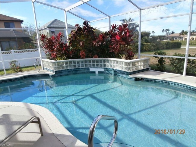 Building Photo - 2210 Cape Coral Pkwy W