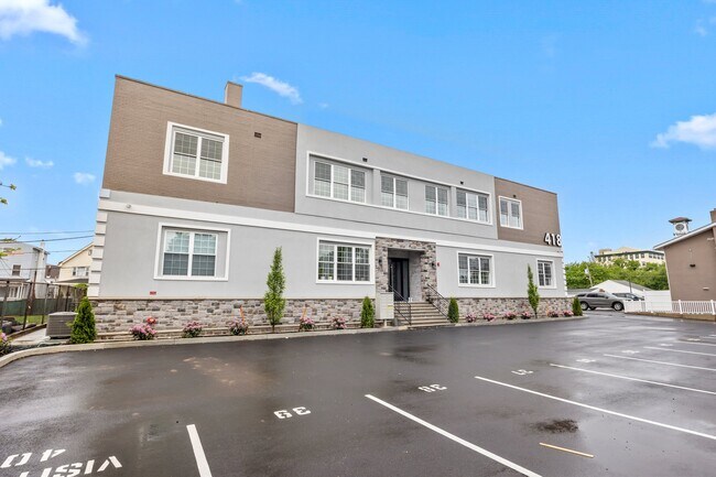 Foto del edificio - 418 Jefferson Ave