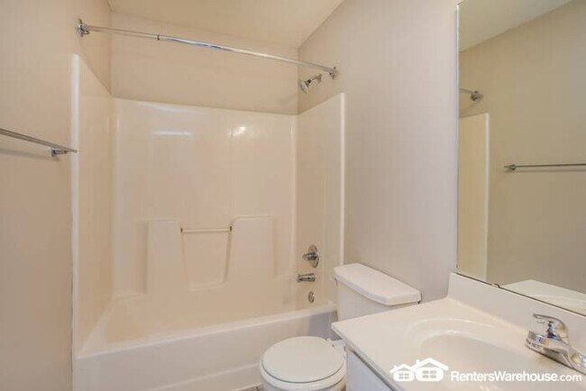 Foto del edificio - Beautiful 4 bed, 3 bath Home in Kearney! A...