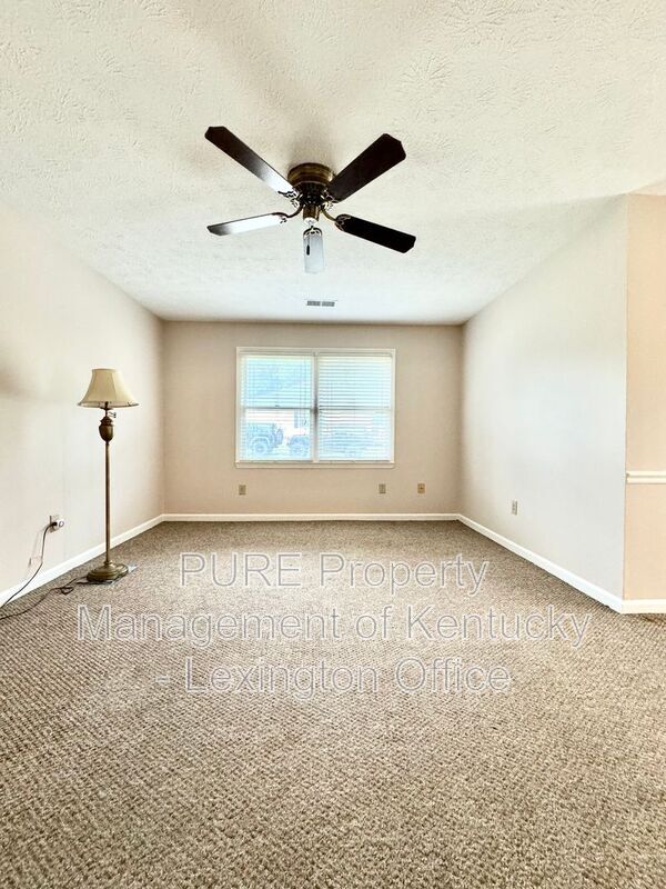 Building Photo - 3780 Kenesaw Dr