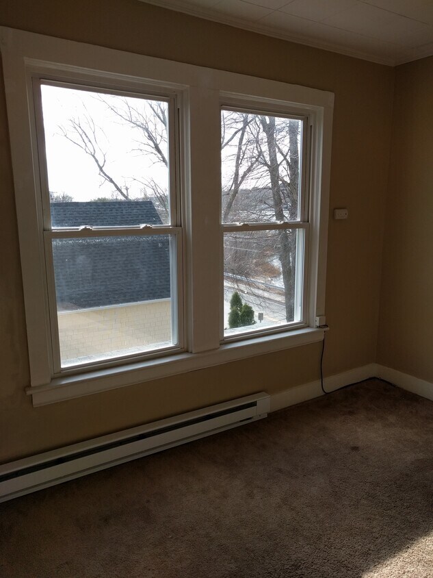 132 Greenmanville Avenue Unit 3, Stonington, CT 06355 Apartments in