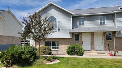 Building Photo - 655 N 800 E