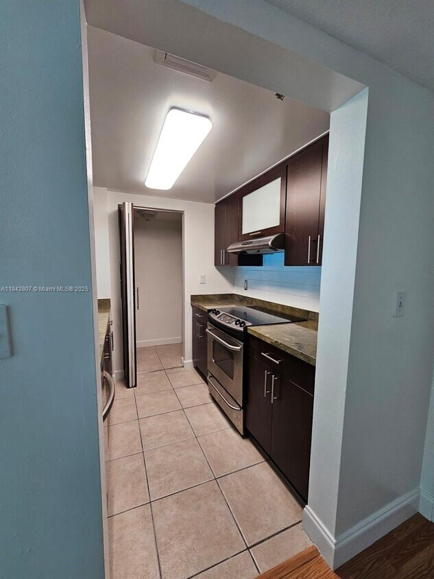 Foto principal - 800 N Miami Ave