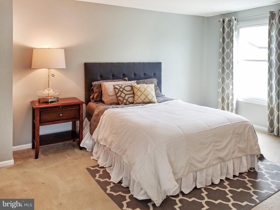 4324 Pembrook Village Dr Unit 23, Alexandria, VA 22309 Condo for Rent