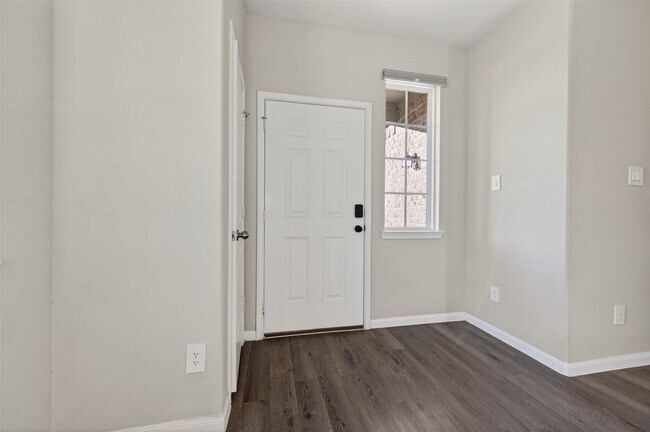 Building Photo - 4326 McGregor Blf Ln