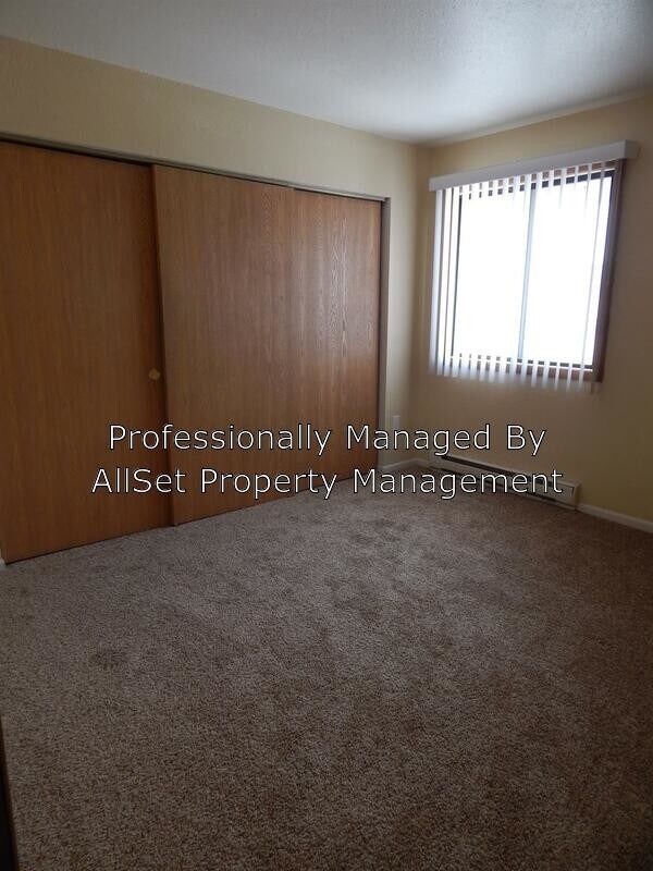 Building Photo - 7624 N 78th St