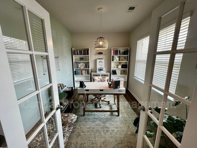 Foto del edificio - 27 Oak Edge Ln