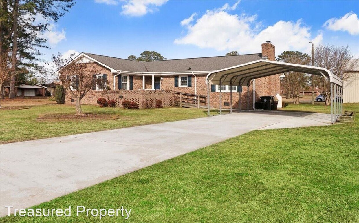 3 br, 2.5 bath House 603 Robinson Pl House Rental in Goldsboro, NC