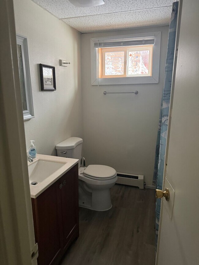 Foto del edificio - 3748 Swenson Ave