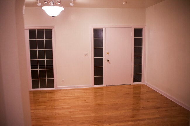 Foto del edificio - 8203 Park Ave SE