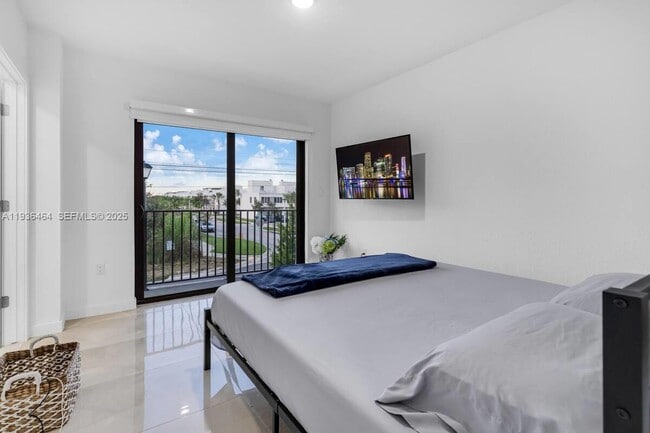 Foto del edificio - 14502 SW 260th St