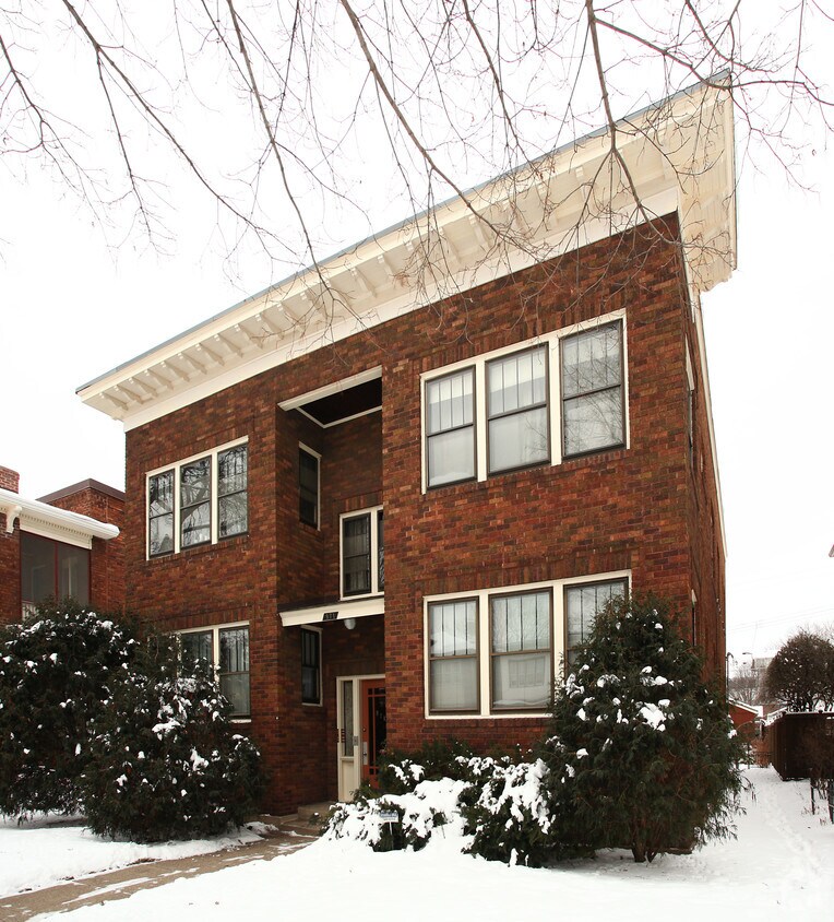 Building Photo - 971 Goodrich Ave