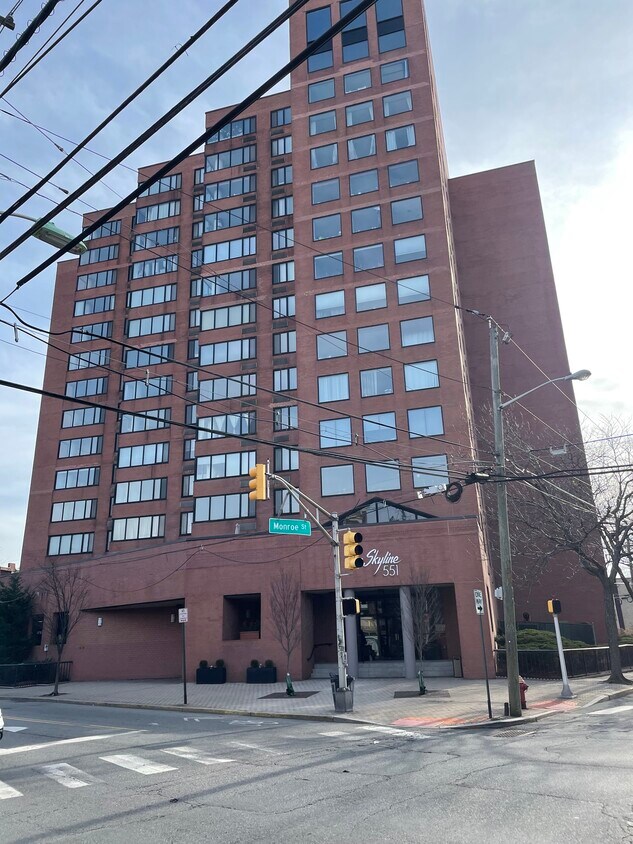 551 Observer Hwy Unit 4E, Hoboken, NJ 07030 Condo for Rent in Hoboken