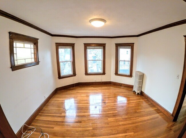 Foto del edificio - 298 Chestnut Ave