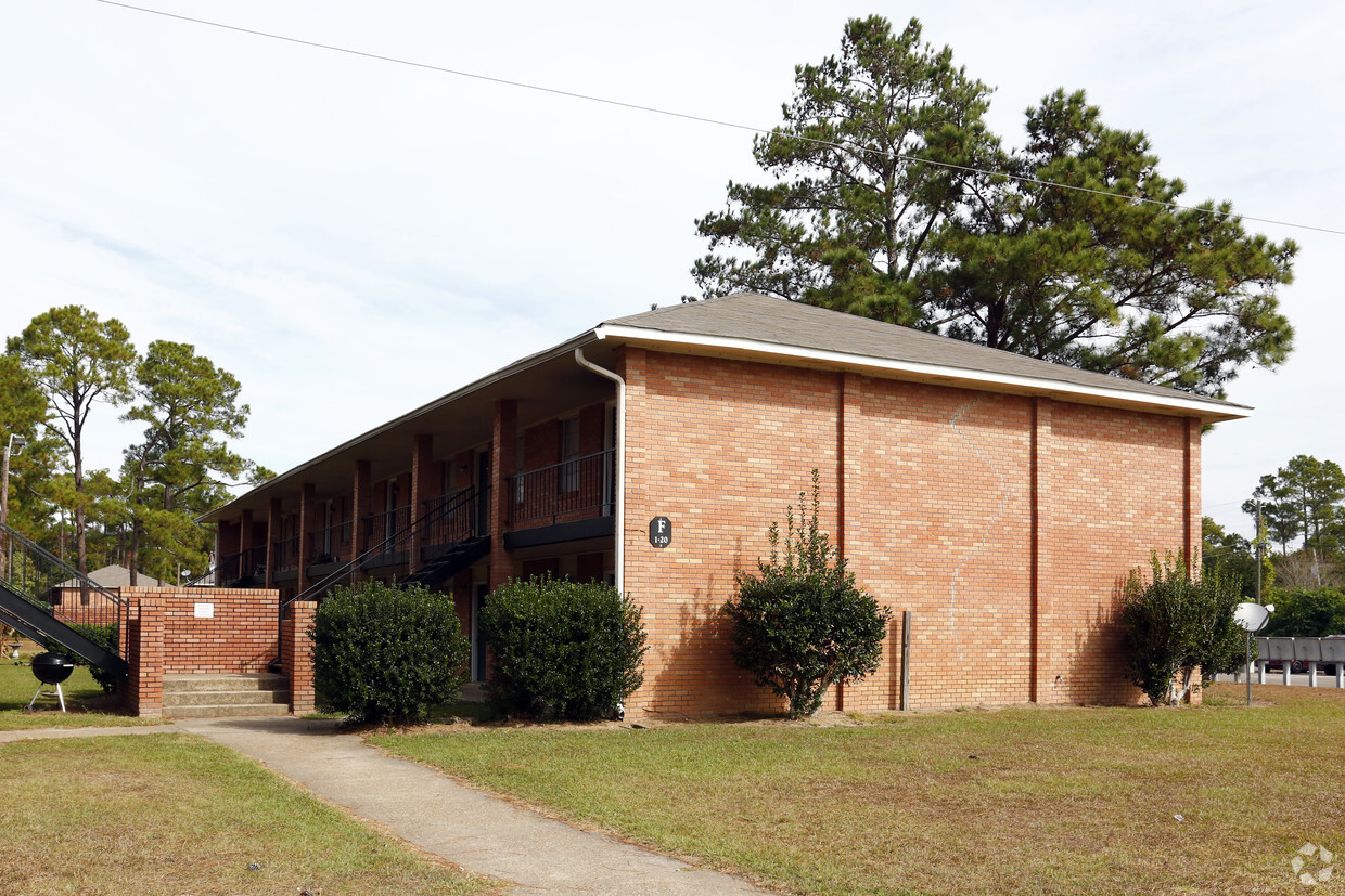 Primary Photo - Bayou Apartments