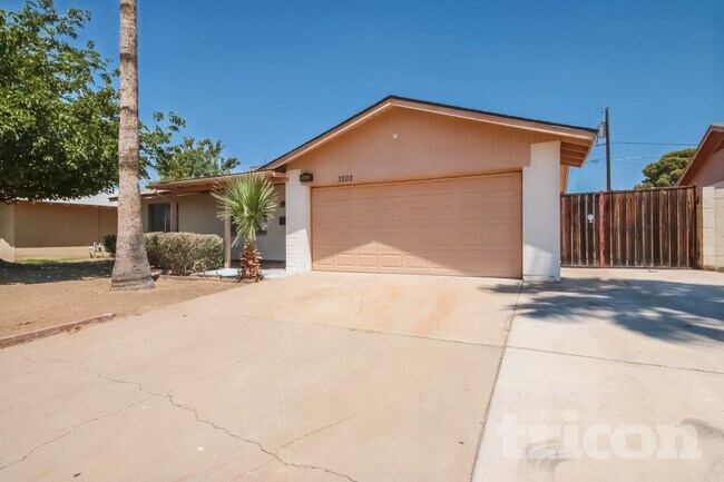 Foto del edificio - 3202 W Wood Dr