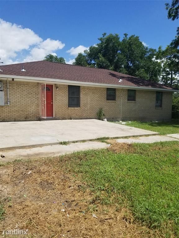 Building Photo - 4 br, 2 bath House - 1062 Redondo Dr
