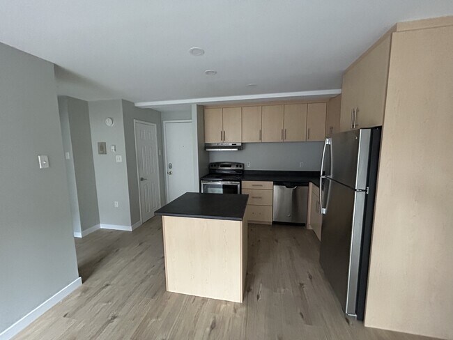 Photo du bâtiment - 5222-5222 Green St