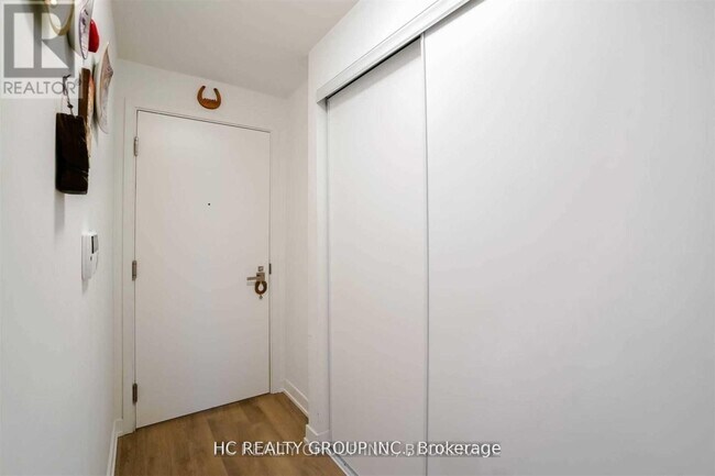 Photo du bâtiment - 50 Ordnance St