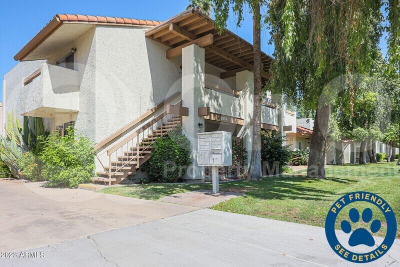 Foto principal - 8824 North 8th St