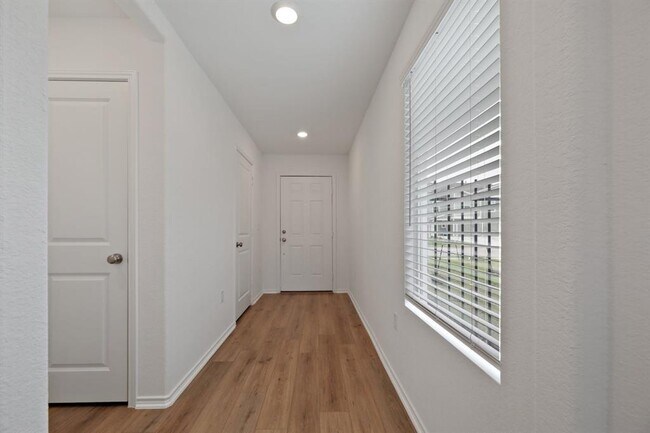 Foto del edificio - 12213 Rising Moon Ln