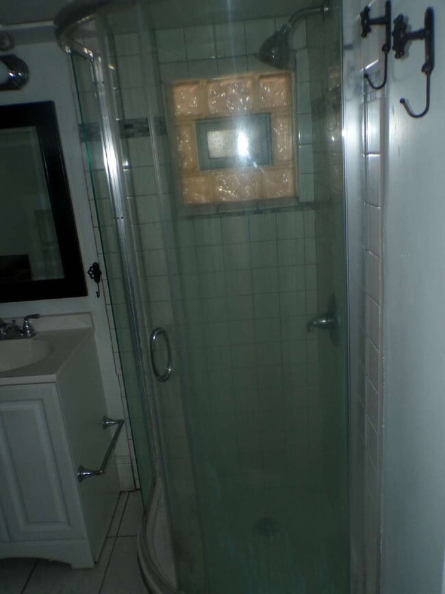 Building Photo - Capitol Hill - 1 Bedroom, 1 Bathroom (646MA#1)