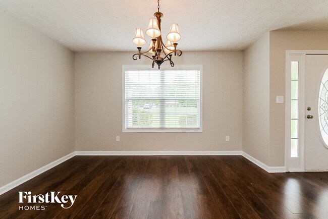Building Photo - 1220 Coan Dr