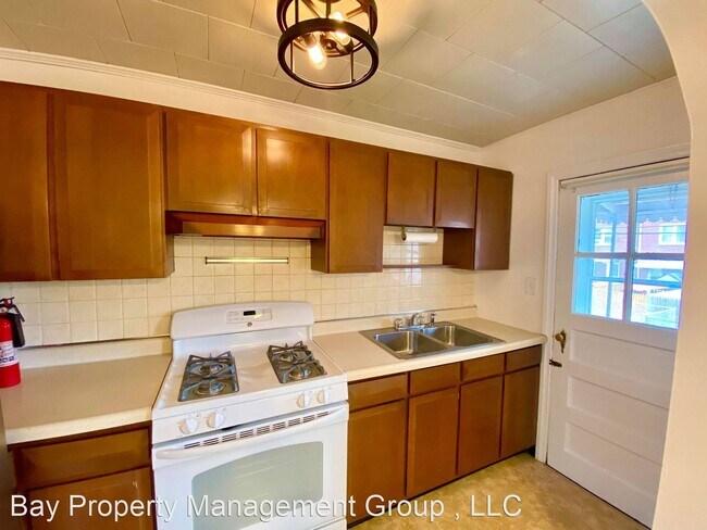 Foto del edificio - 2 br, 1 bath House - 1924 Harman Ave