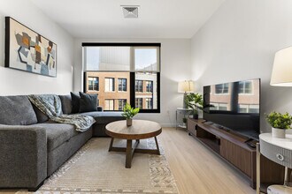 Building Photo - 35 West 2nd Street-SI ID1240285P