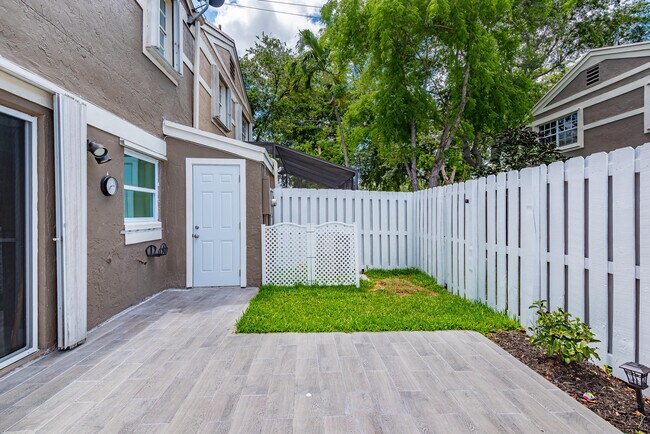 Foto del edificio - 12385 SW 52nd Ct
