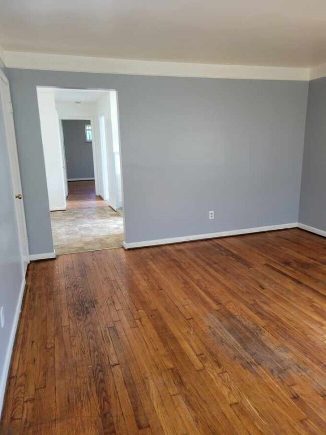 Foto del edificio - 2722 Montana Ave