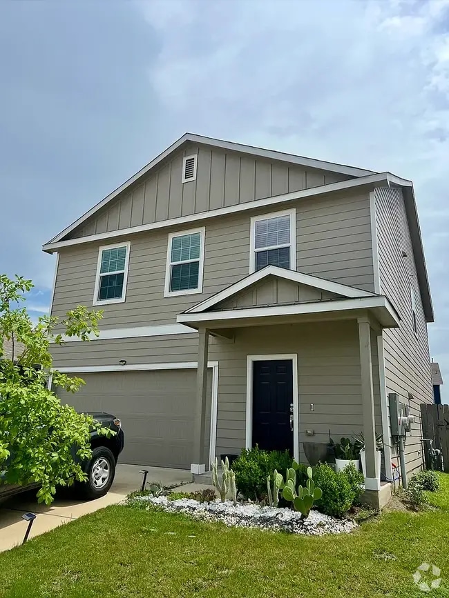 Building Photo - 14205 Lyndora Ln
