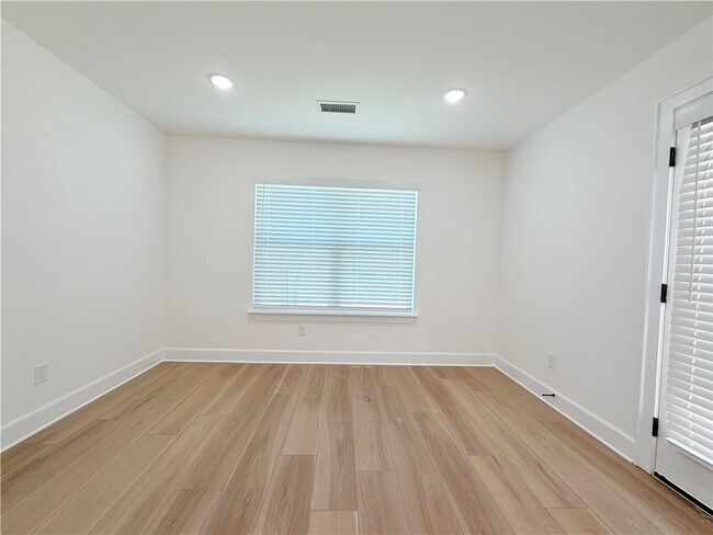Foto del edificio - 3008 SW Lovely Ln