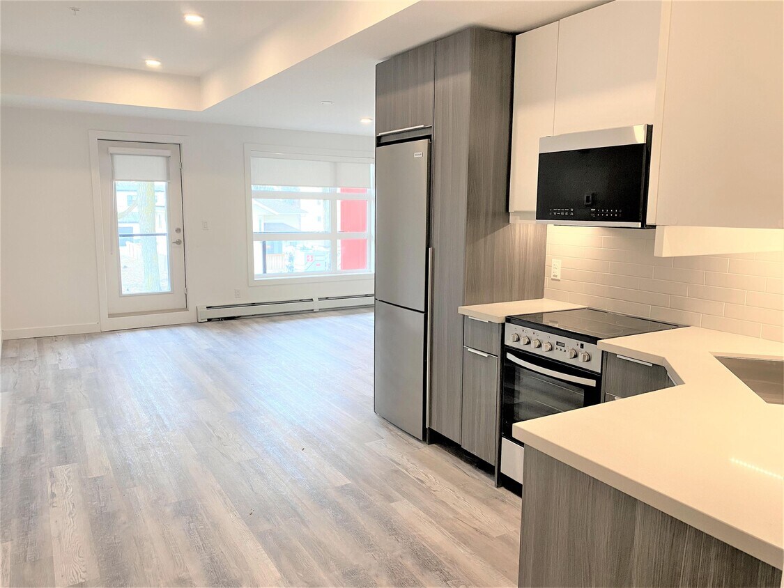 Primary Photo - 10720-378 78 Ave NW