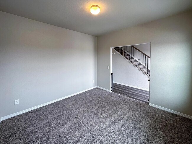 Building Photo - Stunning 3,000sqft home in Bradley Ranch!