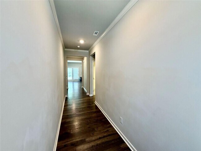 Foto del edificio - 5888 Screech Owl Dr