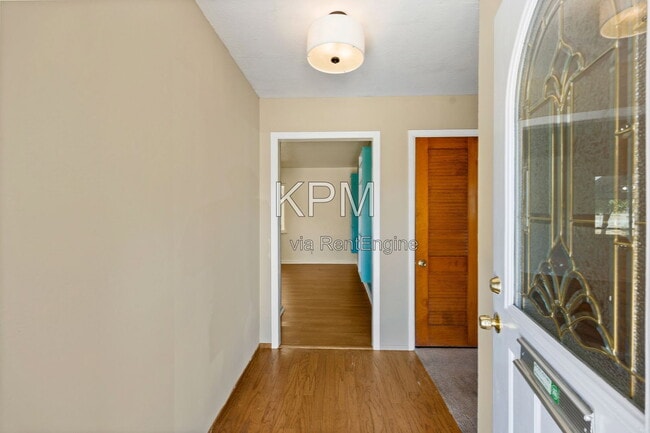 Building Photo - 2155 Portola Ave